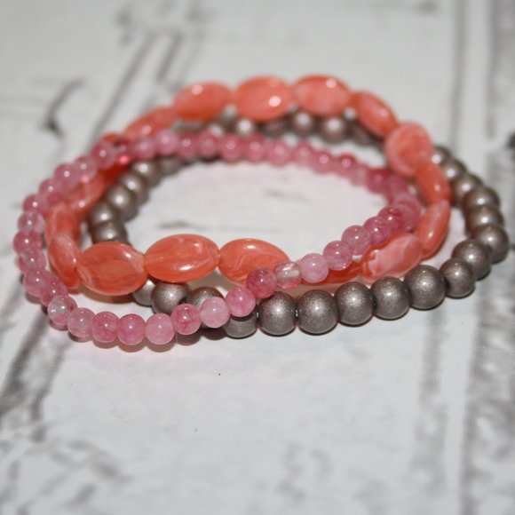 💖✨ Cute Pink Beaded Bracelet Set (7") ✨💖 - Picture 1 of 3